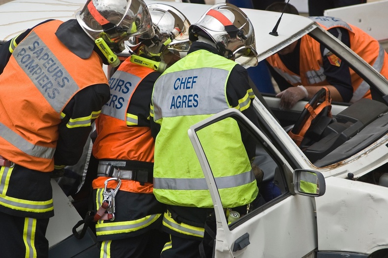 La victime a été désincarcérée d’à sa voiture par les sapeurs-pompiers / llustration Adobe stock La victime a été désincarcérée d’à sa voiture par les sapeurs-pompiers / llustration Adobe stock