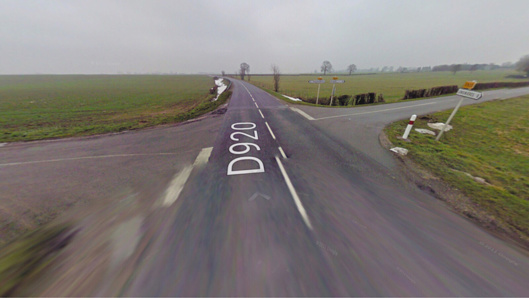 L'accident s'est produit à cette intersection en pleine campagne du pays de Bray (illustration@Google Maps)