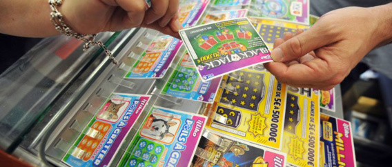 Yvelines : la femme de ménage condamnée pour le vol de 170 000€ de jeux de grattage Yvelines : la femme de ménage condamnée pour le vol de 170 000€ de jeux de grattage