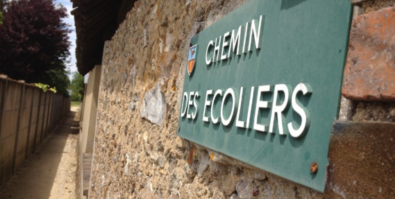 Illustration@DR Illustration@DR