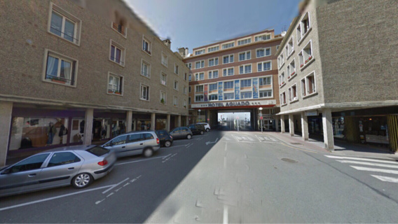 L'homme victime d'un arrêt cardiaque a été découvert sous les arcades de la rue Duquesne L'homme victime d'un arrêt cardiaque a été découvert sous les arcades de la rue Duquesne