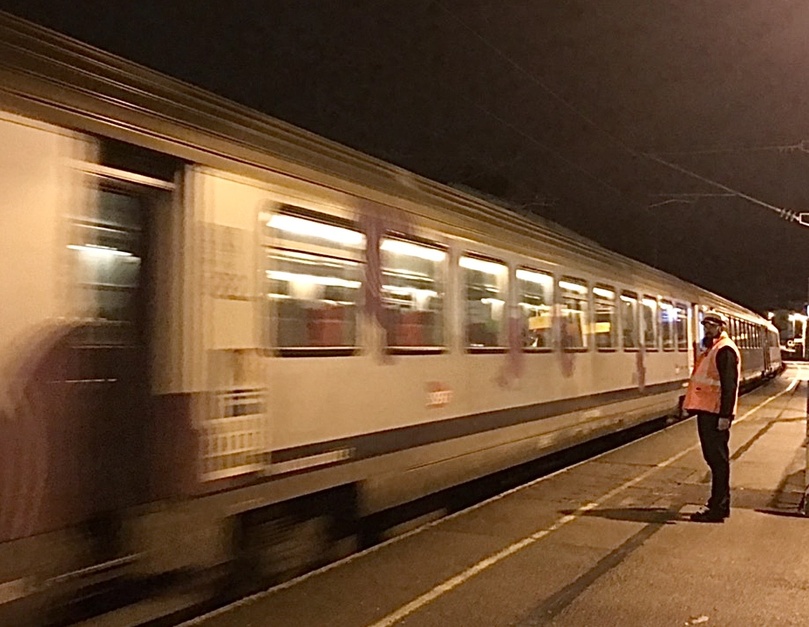 Trafic SNCF interrompu après la mort d’une femme percutée par un train à Notre-Dame-de-Bondeville Trafic SNCF interrompu après la mort d’une femme percutée par un train à Notre-Dame-de-Bondeville