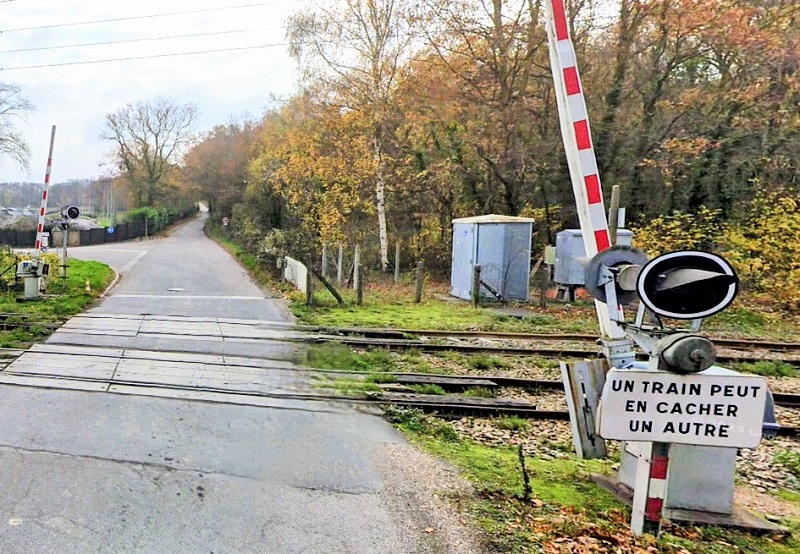 La collision s’est produite à un passage à niveau - illustration