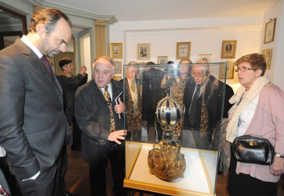 Édouard Philippe, député-maire du Havre, a inauguré l'exposition ce samedi matin (Photo@DR) Édouard Philippe, député-maire du Havre, a inauguré l'exposition ce samedi matin (Photo@DR)