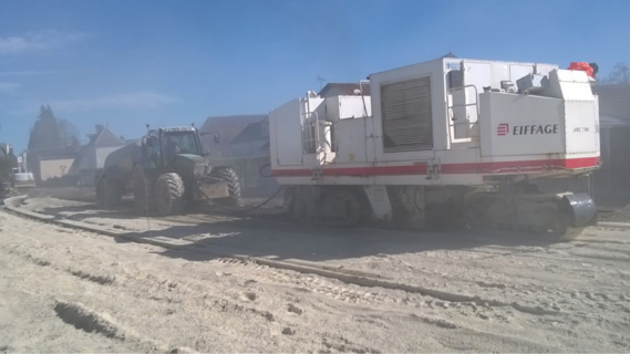 Écologique et plus économique : un chantier pas comme les autres à Thiberville, dans l'Eure Écologique et plus économique : un chantier pas comme les autres à Thiberville, dans l'Eure