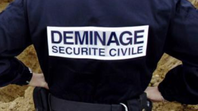 Colis suspects : les démineurs interviennent à Versailles, Jouy-en-Josas et les Mureaux Colis suspects : les démineurs interviennent à Versailles, Jouy-en-Josas et les Mureaux