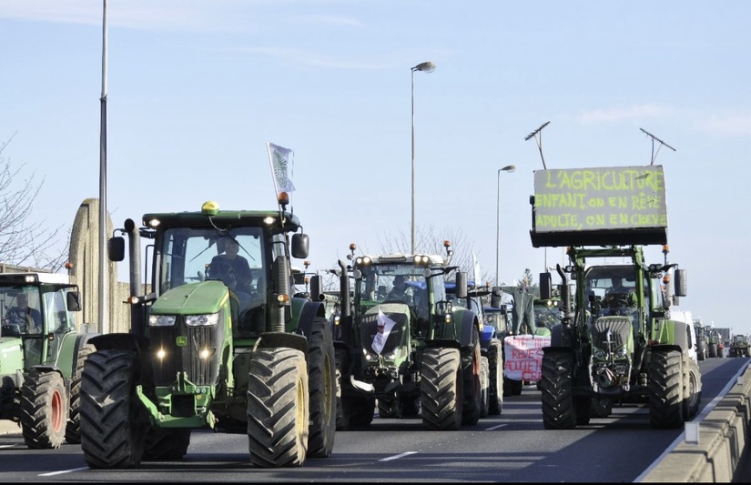 Les agriculteurs procéderont à quelques actions ce mardi matin, en particulier sur la N12, entre Houdan et Méré, dans les Yvelines - Illustration S.L./infonormandie