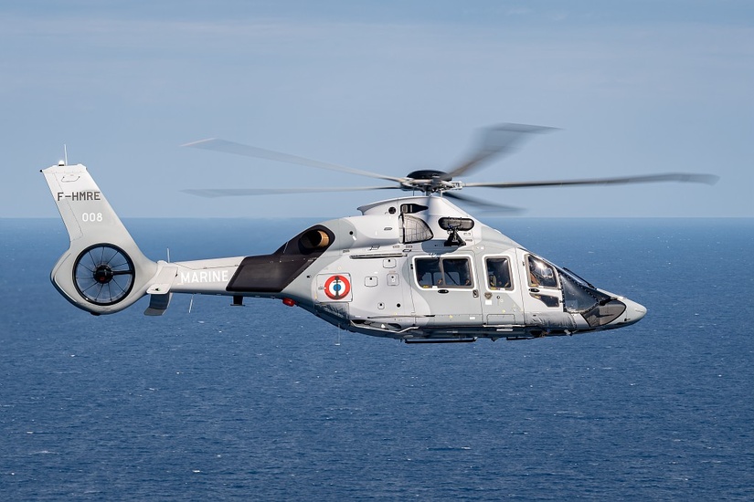 La victime a été évacuée à bord d’un hélicoptère de la Marine nationale - illustration Préfecture maritime