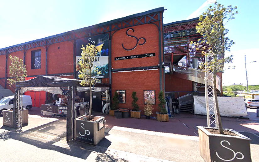 Le So Club, situé sur le quai Ferdinand de Lesseps à Rouen,  est fermé pour deux mois, une mesure prise par le préfet et confirmée par le juge des référés du tribunal administratif de Rouen - Illustration Google Maps