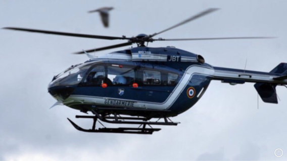 Un hélicoptère de la gendarmerie participe aux recherches depuis le début d'après-midi (Illustration)