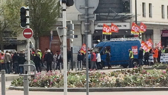 Seine-Maritime : plusieurs milliers de manifestants contre la loi El Khomri Seine-Maritime : plusieurs milliers de manifestants contre la loi El Khomri