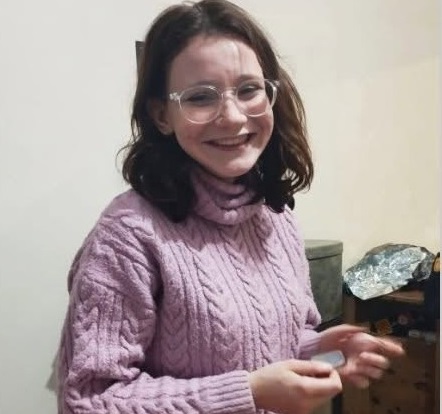 Julia est âgée de 16 ans. Elle a disparu depuis le 19 février à Saint-Lô - Photo diffiuséae par la police de la Manche