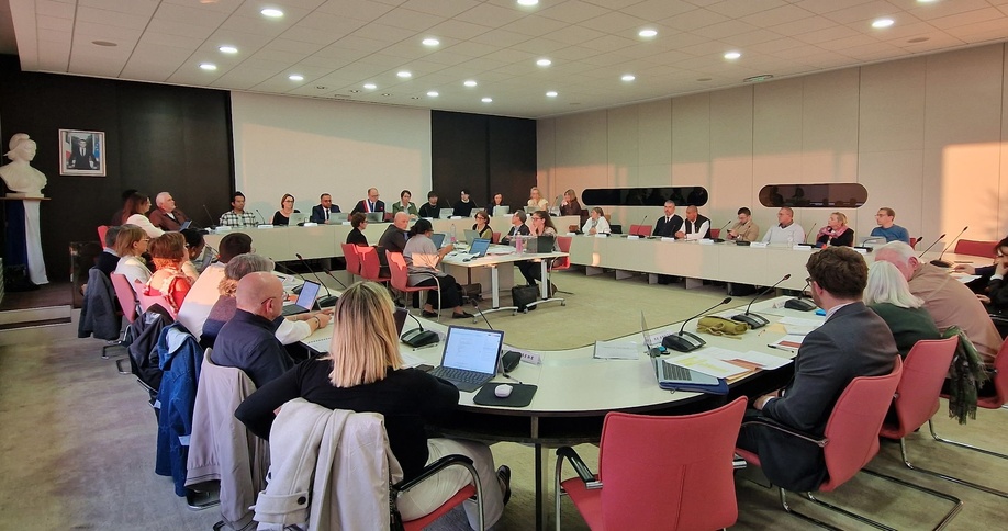 Municipales : Nicolas Rouly réélu maire de Grand-Quevilly ce soir, dix adjoints désignés Municipales : Nicolas Rouly réélu maire de Grand-Quevilly ce soir, dix adjoints désignés