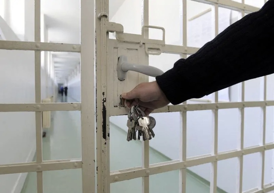 La peine encourue par le conducteur est de 20 ans d’emprisonnement. Il a été placé en détention provisoire ce soir.