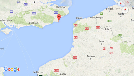 Leur embarcation menaçait de sombrer : une vingtaine de migrants secourus en Manche Leur embarcation menaçait de sombrer : une vingtaine de migrants secourus en Manche