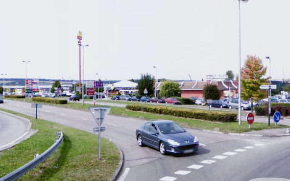 Plusieurs boutiques du centre commercial ont été victimes de l'équipe de voleurs (Illustration) Plusieurs boutiques du centre commercial ont été victimes de l'équipe de voleurs (Illustration)