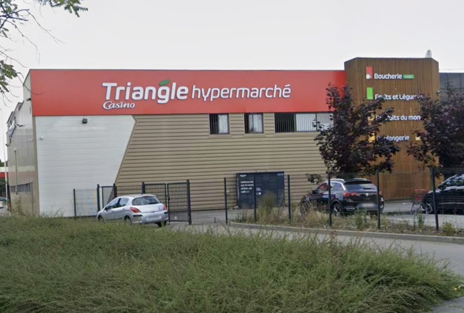 Une incertitude persistante autour de l’enseigne Triangle à Évreux