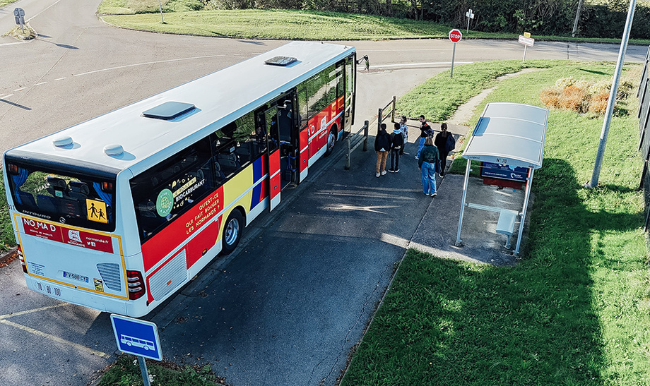 À partir de la rentrée 2026, deux nouvelles lignes fonctionneront désormais du lundi au vendredi, répondant à une demande du lycée de Chambray, à Mesnils-sur-Iton - Illustration Région Normandie
