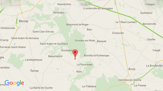 Eure : un forcené armé jusqu'aux dents se retranche chez lui. Il est délogé par les gendarmes Eure : un forcené armé jusqu'aux dents se retranche chez lui. Il est délogé par les gendarmes