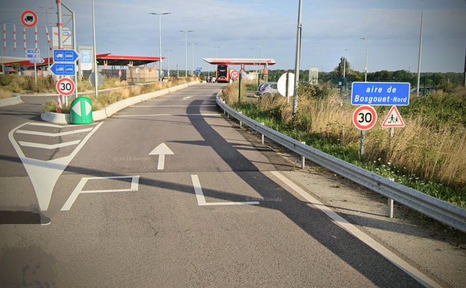 L’accident est survenu au niveau de l’aire d’accueil dans le sens Paris-Caen