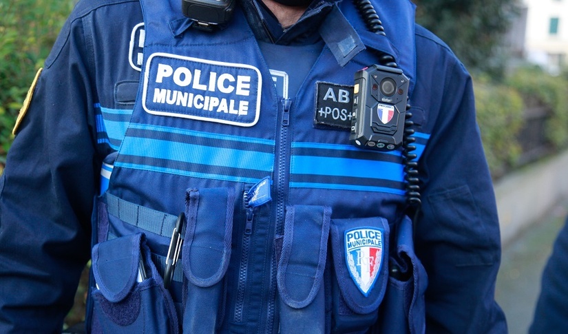 Dans l'après-midi, les policiers municipaux avaient été visés par des projectiles - Illustration Dans l'après-midi, les policiers municipaux avaient été visés par des projectiles - Illustration