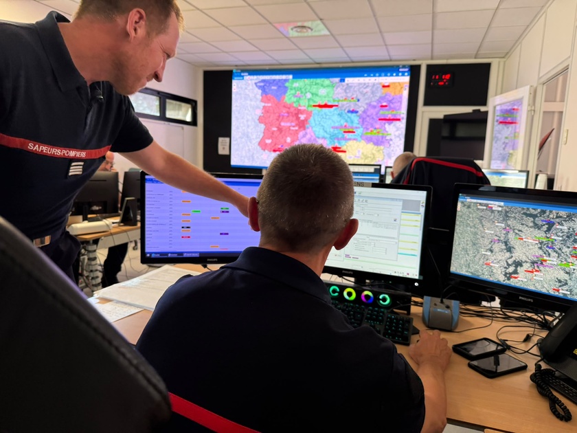 Depuis 7 heures, les opérateurs du CTA-Codis ont traité 580 demandes de secours, contre 480 habituellement sur vingt-quatre heures.- Photo © Sdis27