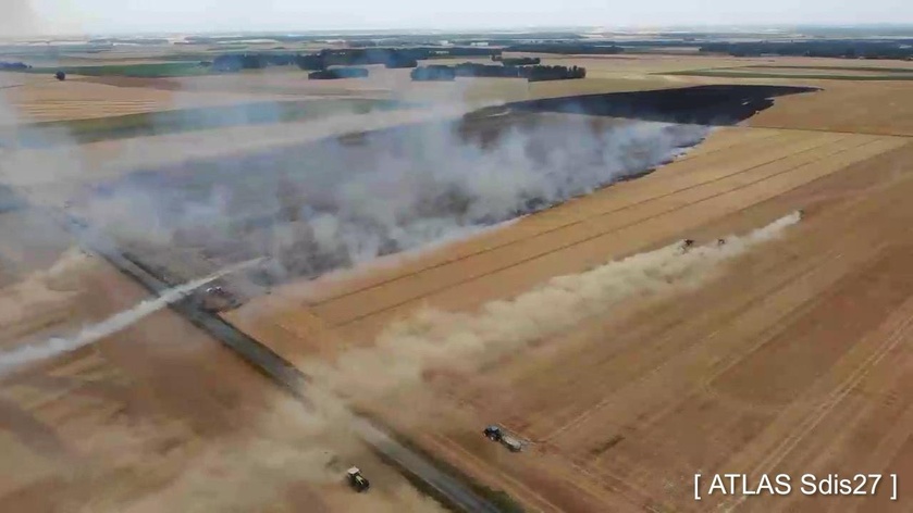 Une quinzaine de feux ont été constatés ce lundi, après un week-end déjà bien chargé pour les sapeurs-pompiers - Photo ©Sdis27