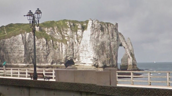 Les falaises d'Étretat (illustration@Google Maps)