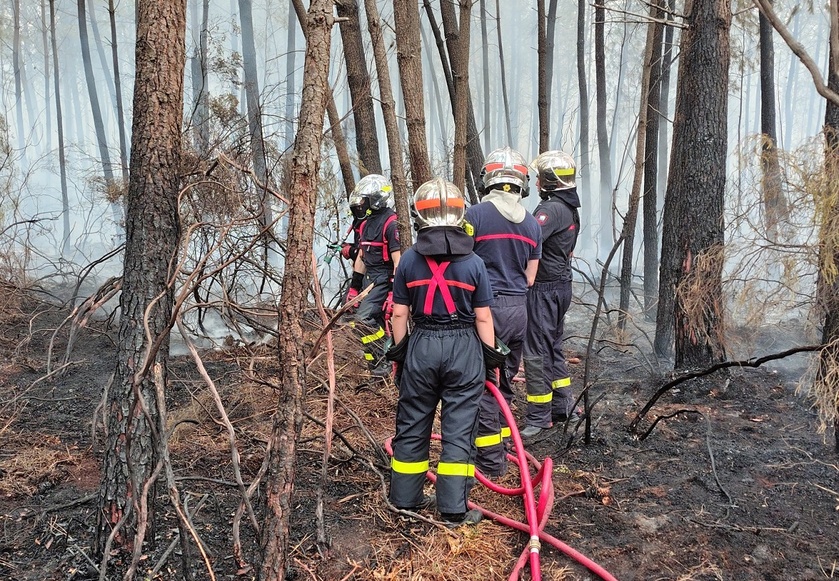 La relève a quitté l'Eure ce lundi matin, direction le Sud-Ouest - Photo ©Sdis27 La relève a quitté l'Eure ce lundi matin, direction le Sud-Ouest - Photo ©Sdis27