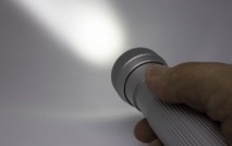 Leds faisceaux lumineux ont attiré l'attention d'un voisin qui a appelé la police - Illustration
