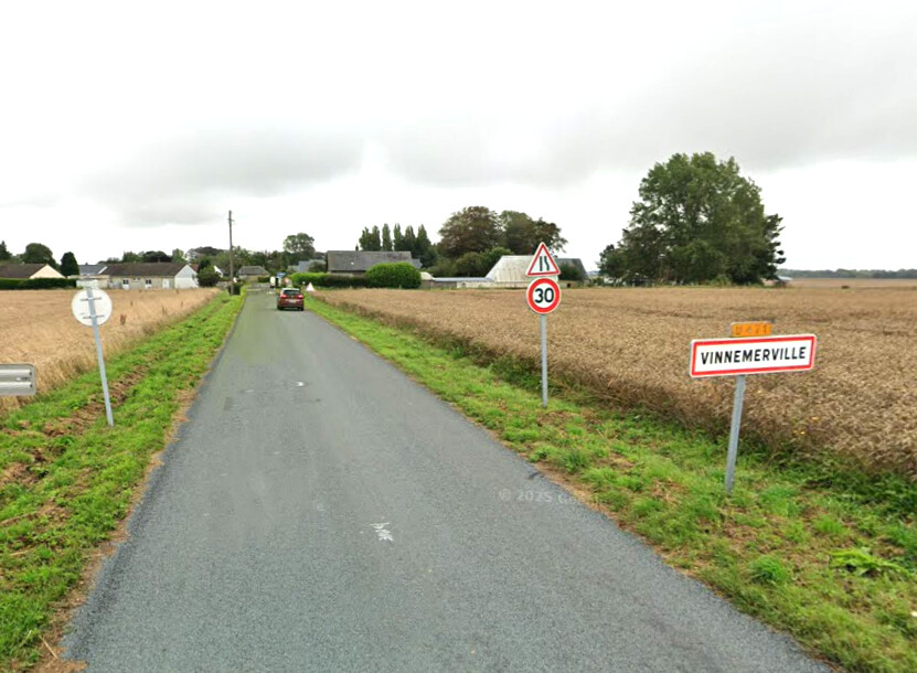 Le drame s'est produit sur cette route, la D471. L'automobilste a fauché mortellement Léa, et a pris la fuite sans lui porter secours - Illustration © Google Maps