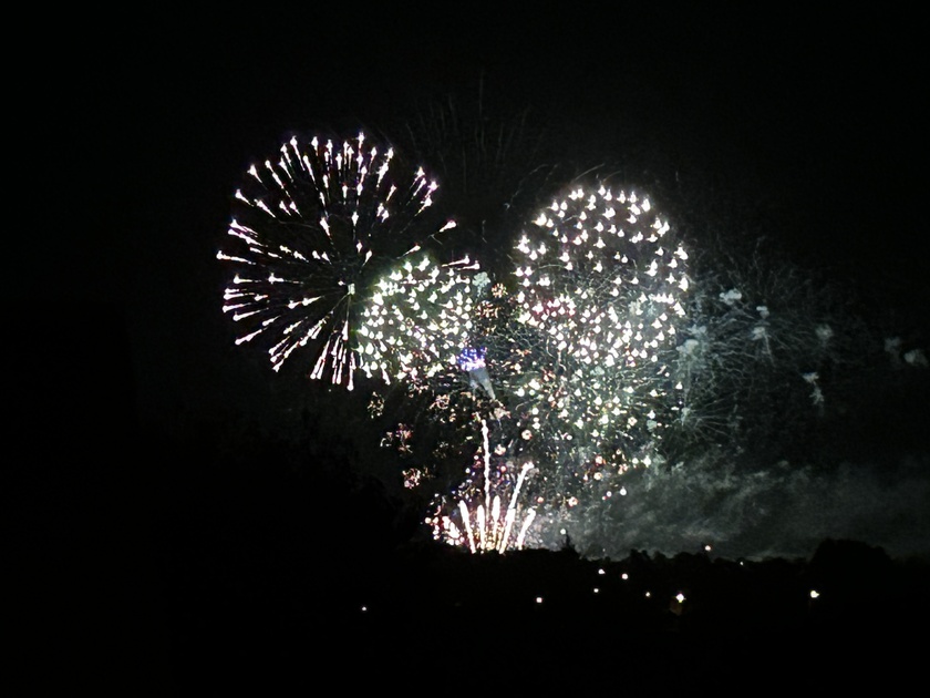 Pacy-sur-Eure : le feu d’artifice reporté fait le plein de spectateurs - Photo infonormandie Pacy-sur-Eure : le feu d’artifice reporté fait le plein de spectateurs - Photo infonormandie