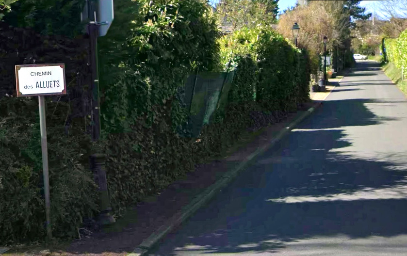 Le cambriolage a eu lieu dans une des propriétés situées dans le chemin des Alluets à Chambourcy Le cambriolage a eu lieu dans une des propriétés situées dans le chemin des Alluets à Chambourcy