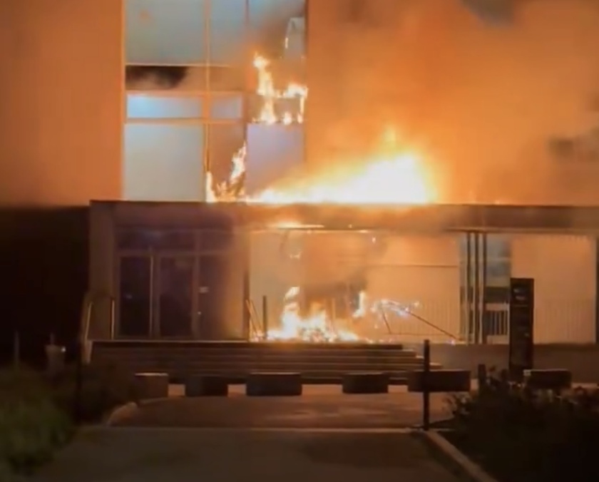 Mont-Saint-Aignan : un violent incendie endommage la fac de lettres de l’université de Rouen