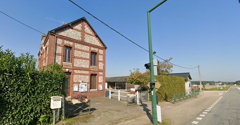 La mairie du Landin, un village de 254 habitants dont le maire tient les rênes depuis 25 ans - Illustration © Google Maps