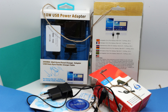 Les douaniers saisissent 22 000 articles "non conformes et dangereux", en région parisienne Les douaniers saisissent 22 000 articles "non conformes et dangereux", en région parisienne