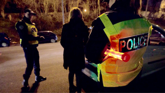 Deux nuits de violences au Val Fourré a Mantes-la-Jolie : jets de projectiles et poubelles brûlées