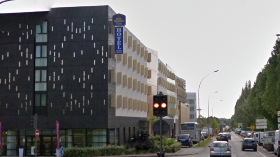 Yvelines : une famille de touristes asiatiques victime d'un vol par ruse dans leur hôtel Yvelines : une famille de touristes asiatiques victime d'un vol par ruse dans leur hôtel