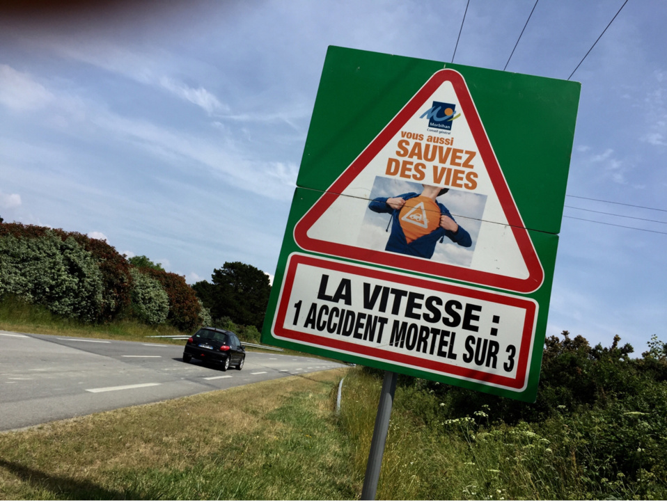 Sécurité routière : le nombre des morts sur la route en France est en baisse de 13% en novembre