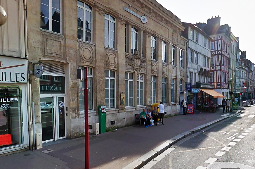 L'agression s'est déroulée dans le bureau de poste situé en plein centre-ville, rue des Martyrs (Illustration©Google Maps)