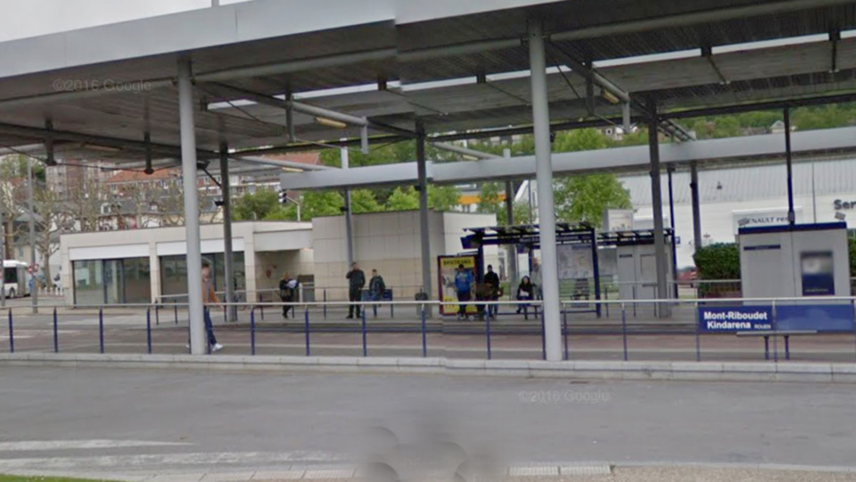 La victime a été agressée sur le quai du Pôle d'échange de la TCAR au Mont-Riboudet (illustration)