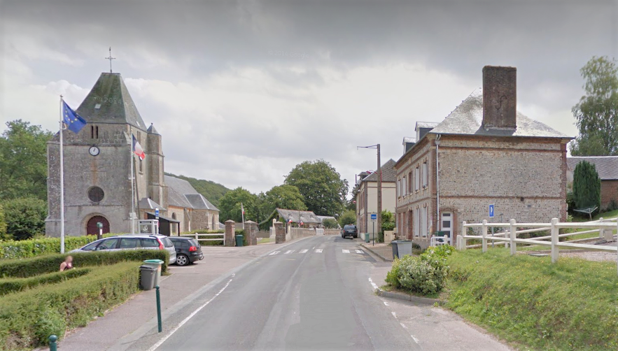 Le bourg de Bec-de-Mortagne compte quelque 700 habitants (©Google Maps)