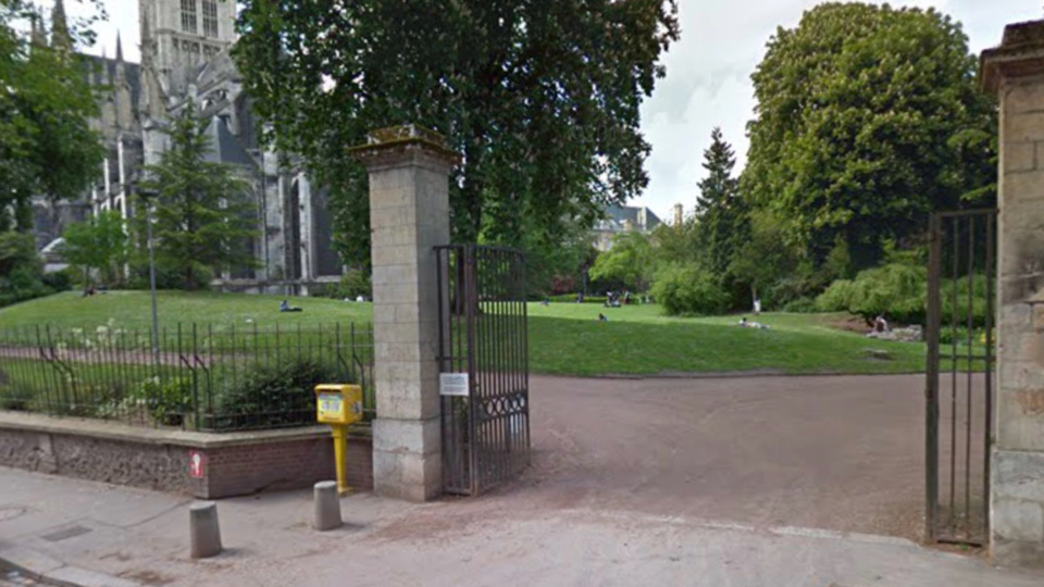 L'agression s'est produite dans les jardins de l'hôtel de ville (illustration)