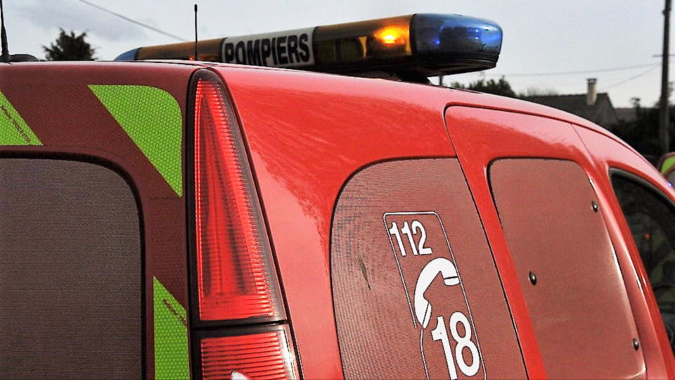 Une voiture percute trois véhicules en stationnement : cinq blessés dans une perte de contrôle à Rouen 