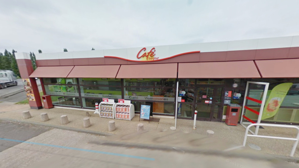L'employée était seule dans la station-service (Illustration©GoogleMaps)