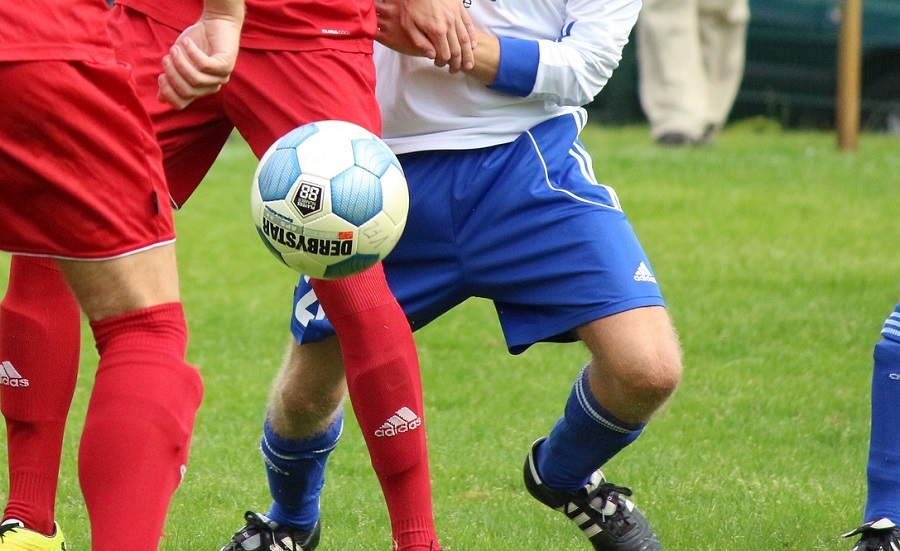 Les deux joueurs en sont venus aux mains pour une raison indéterminée (Illustration©Pixabay.com)