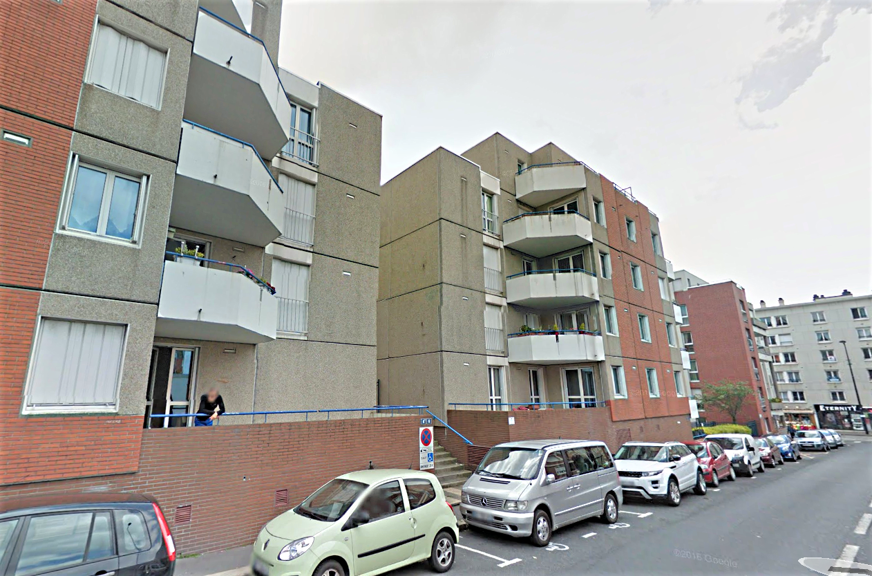 Un feu de voiture s'est déclaré dans le parking souterrain de ces immeubles, rue Pierre Faure, nécessitant l'évacuation de 51 locataires (Illustration © Google Maps)