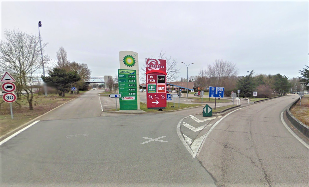 Le tendem de voleurs écumait les aires de repos de l'autoroute de Normandie (Illustration ©Google Maps)