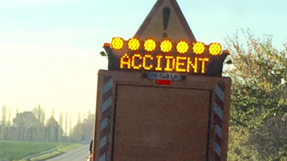 Trafic très perturbé sur l'A10 après un accident : les conseils de Bison Futé 