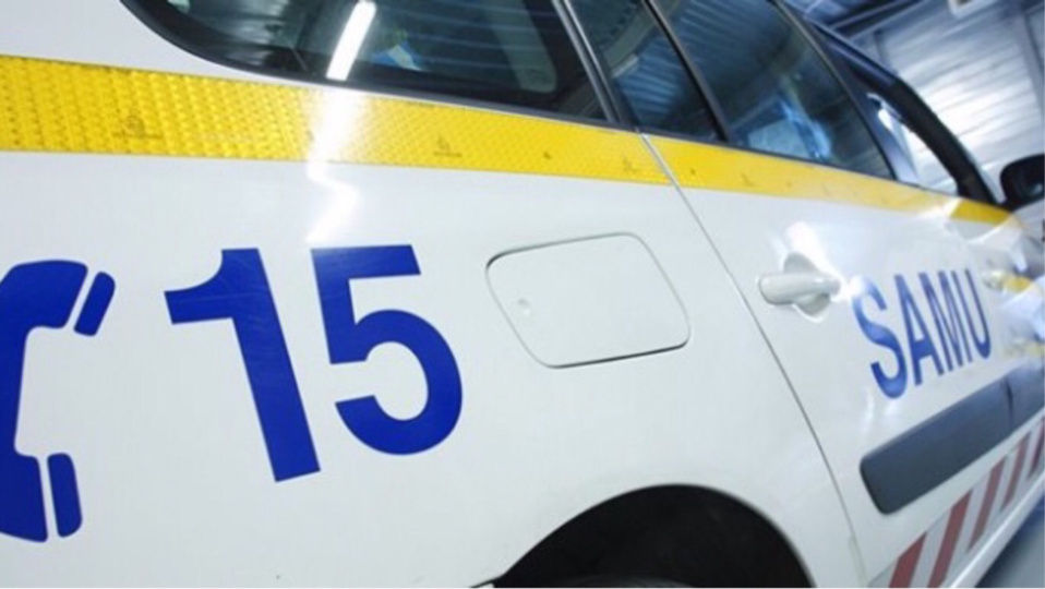 Aubevoye : un homme de 90 ans fauché par une voiture en traversant la rue 